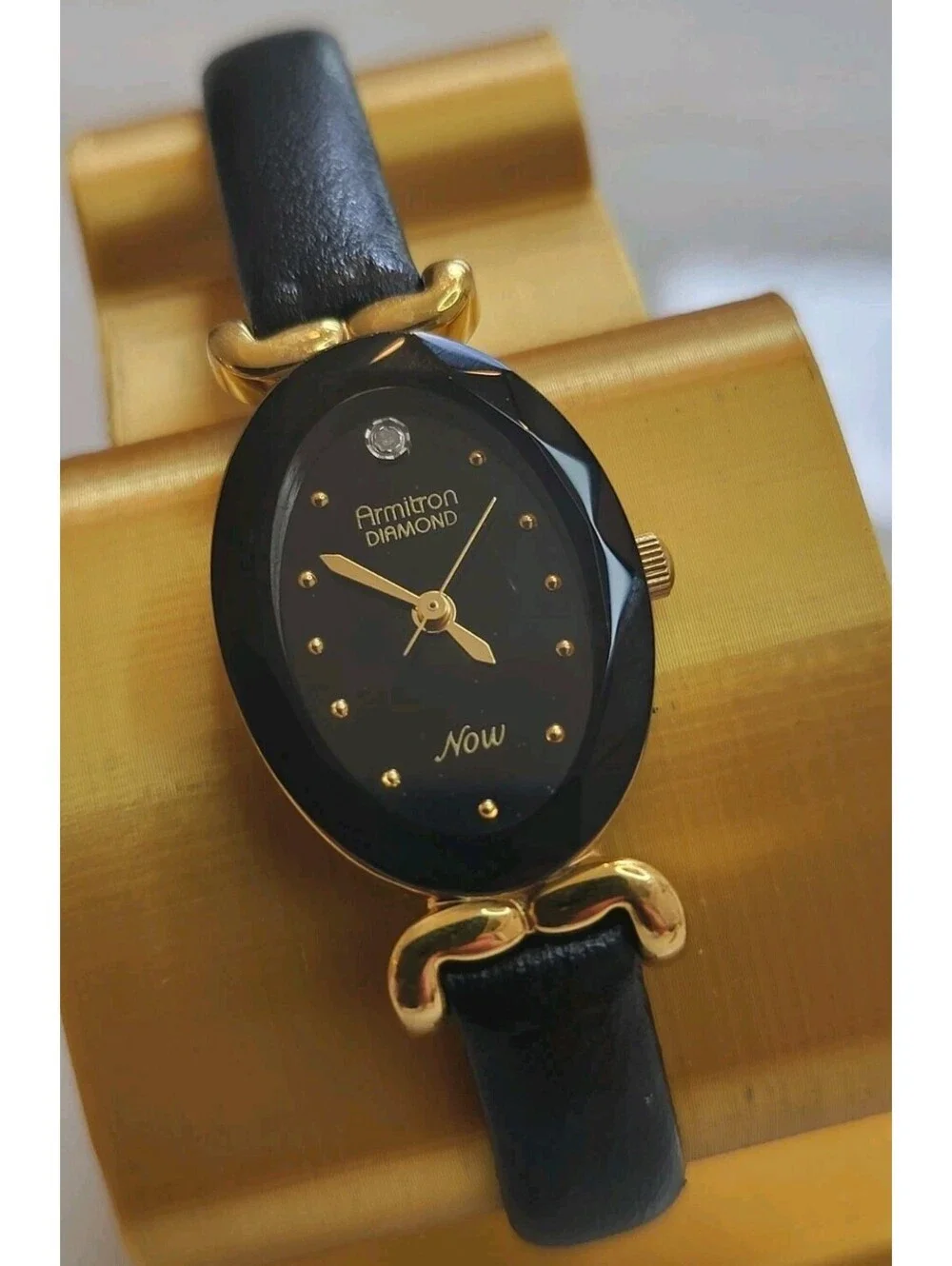 Armitron Now Womens Watch Diamond 75/3248 18mm Gold Tone Case Black Dial EUC